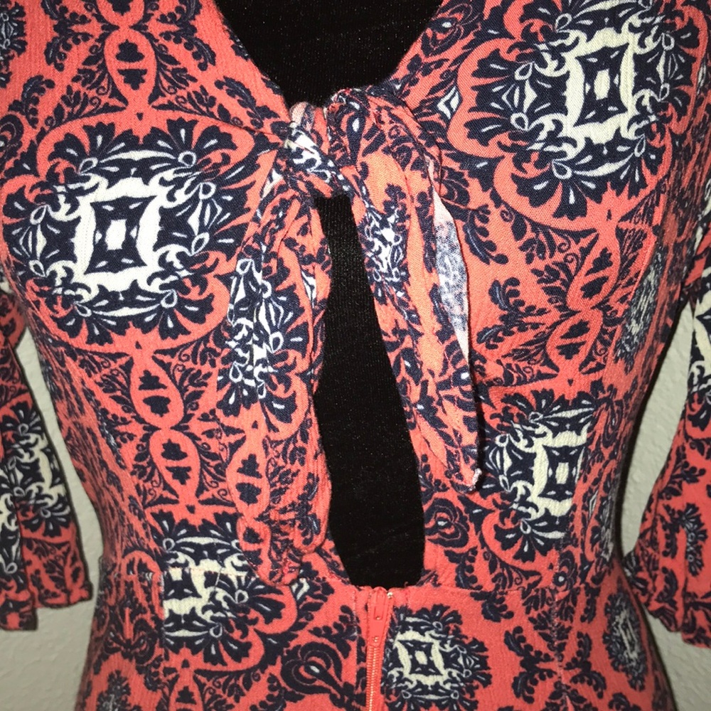 Romper - Picture 2 of 3